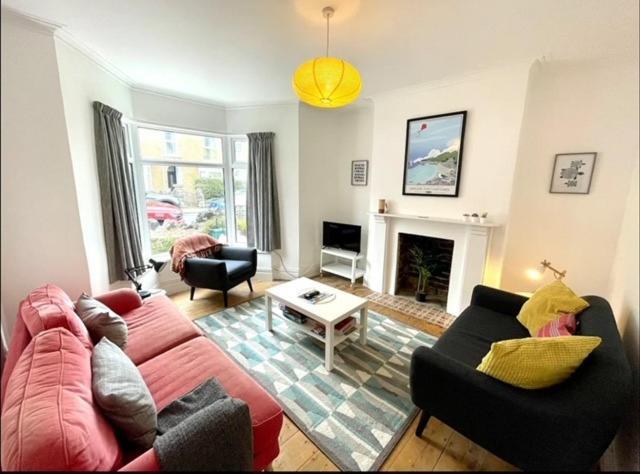 *Family Home In Mumbles. Close To The Beach* מראה חיצוני תמונה