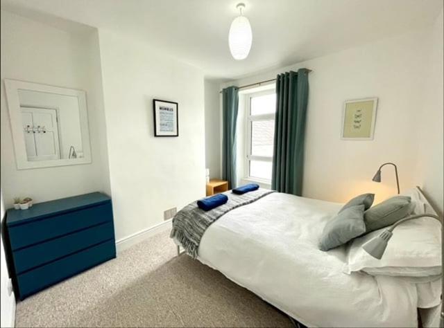 *Family Home In Mumbles. Close To The Beach* מראה חיצוני תמונה