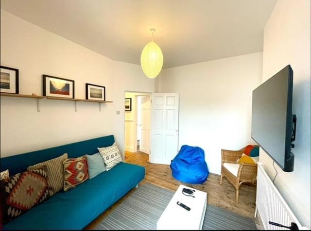 *Family Home In Mumbles. Close To The Beach* מראה חיצוני תמונה