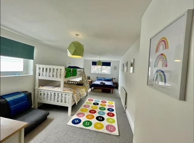 *Family Home In Mumbles. Close To The Beach* מראה חיצוני תמונה
